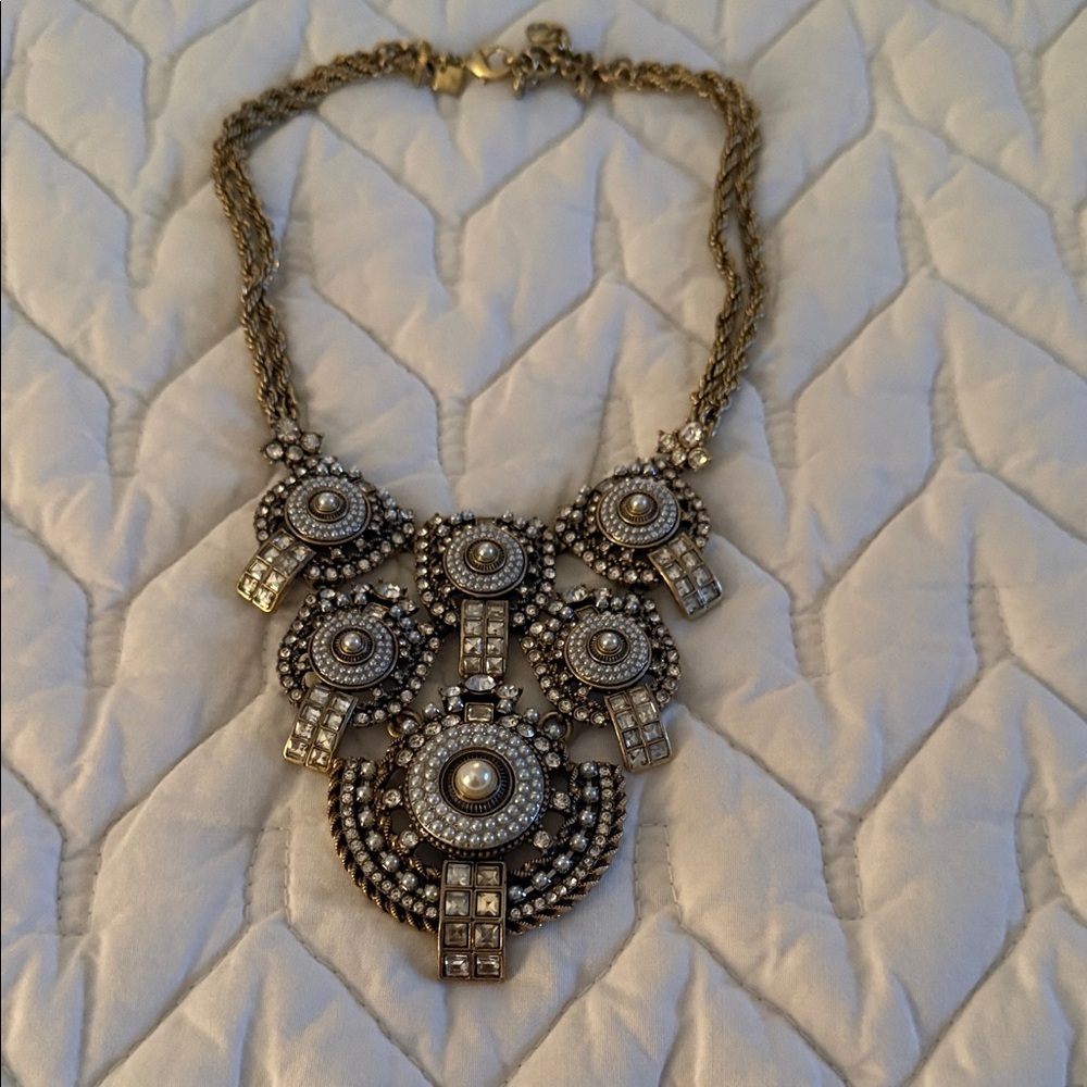 Elegant Silver Statement Necklace